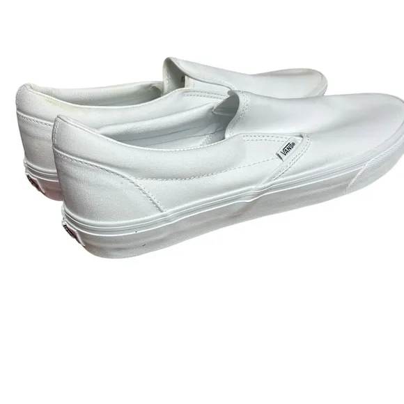 VANS Classic Slip-On in White Size 14.0M