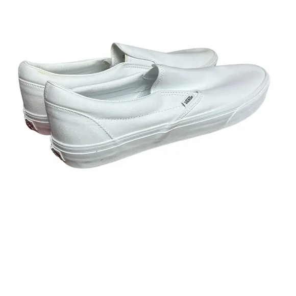 VANS Classic Slip-On in White Size 14.0M