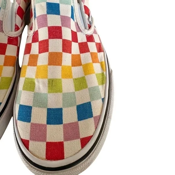 VANS Classic Slip-On Rainbow Checkerboard Canvas Sneakers SZ WOMEN'S 7.5/MEN'S 6