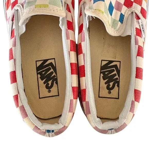 VANS Classic Slip-On Rainbow Checkerboard Canvas Sneakers SZ WOMEN'S 7.5/MEN'S 6