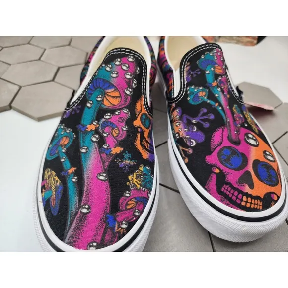 Vans Classic Slip On Trippy Drip Black Multi Size US 9 Men New VN0A7Q5D0ZB