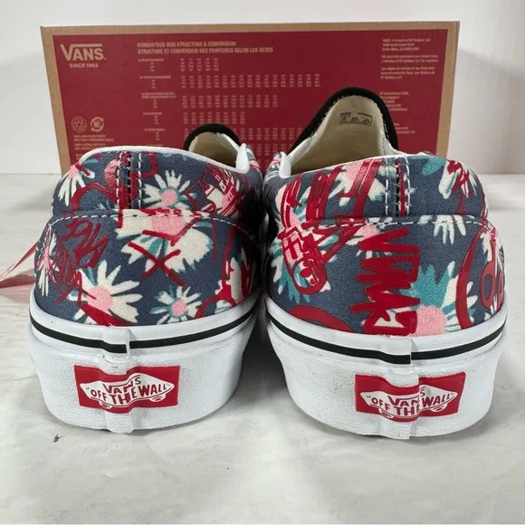 Vans Classic Slip-On Vans Crew Floral Red Sneakers Men Size 10 Women 11.5