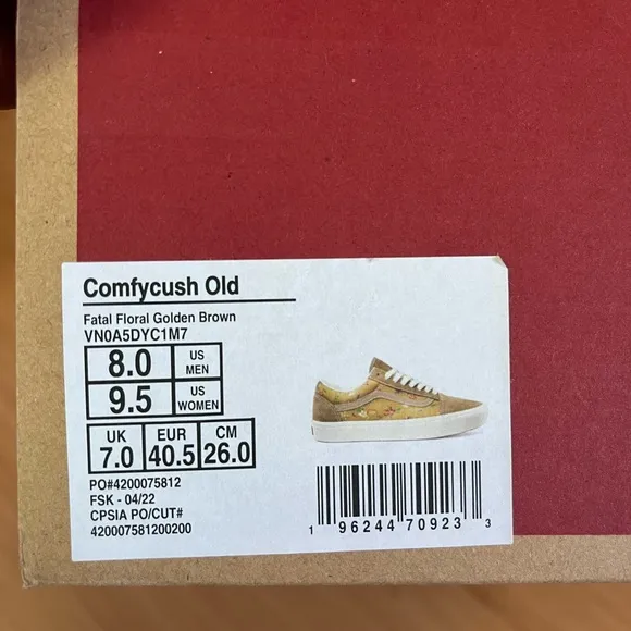 Vans ComfyCush Old Skool 'Fatal FloralWomen 9.5 US Mens 8.0 US