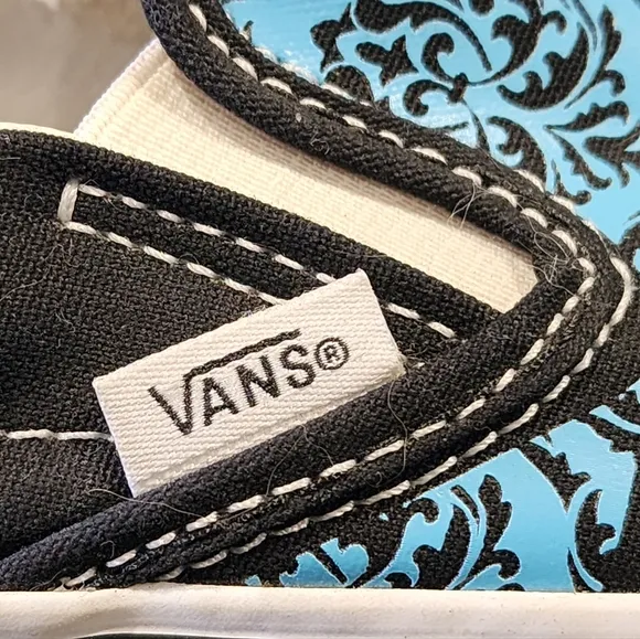 VANS | Crayola Slip-on Snrakers | Womens 8