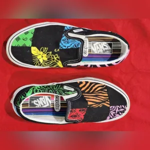 VANS | Crayola Slip-on Snrakers | Womens 8