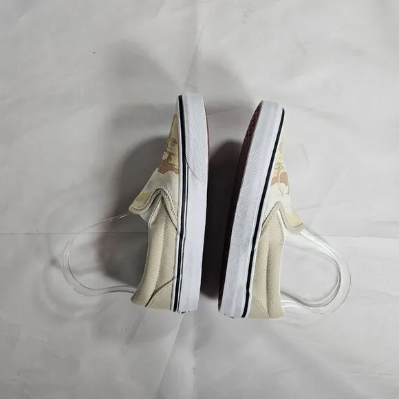 Vans Cream and Green Desert Sneakers with Slip-On Design Boy's size 3.5 Women 5