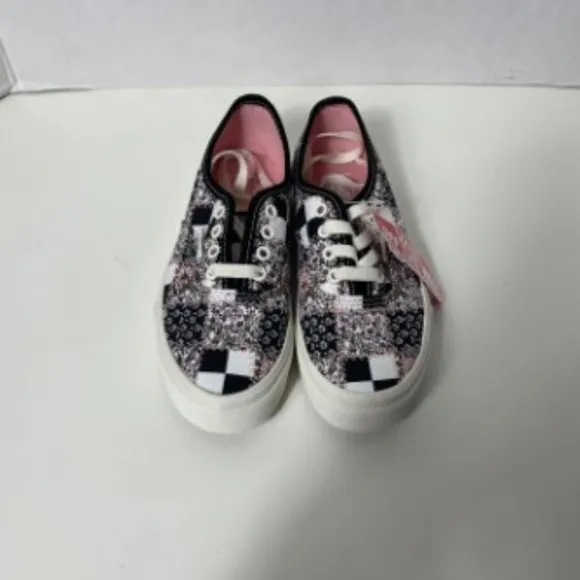 Vans Kids Authentic Shoe Patchwork Floral Multi/Marshmallow Size 2.5K NEW
