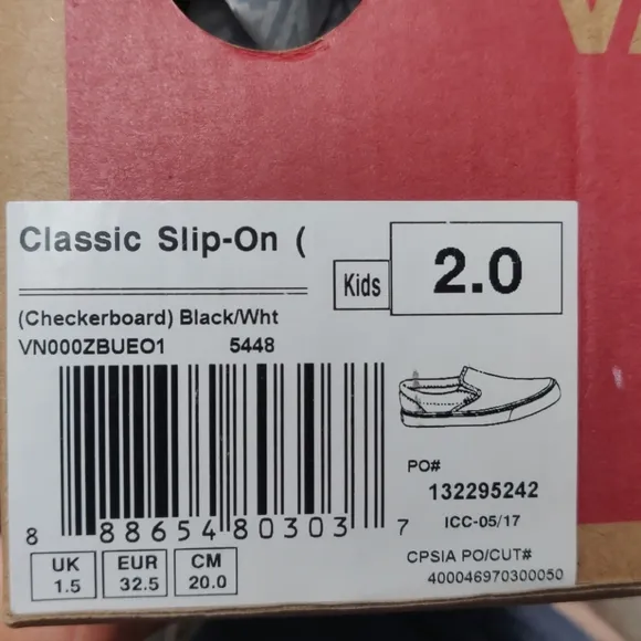 Vans KidsClassic Slip-On Size 2  kids UnisexColo