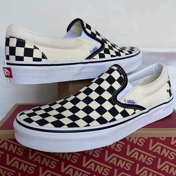Vans Men’s Classic Slip-On BIk&amp;Whtchckerboard/WhtVN000EYEBWWSneakers