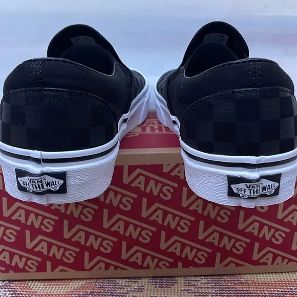 Vans Men’s Classic Slip-On(Checkerboard)Black/BlackVN000EYE276Sneakers