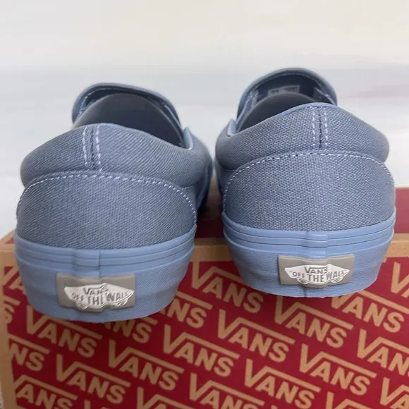 Van’s Men’s Classic Slip-OnPastel Mono Dusty BlueVN000CT5DSBSneakers
