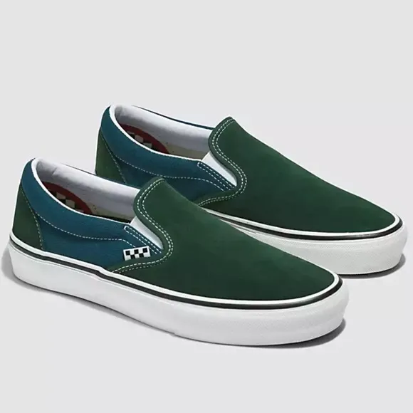 Vans Mens Skate Slip-OnMountain ViewVN0A5FCABD6Sneakers