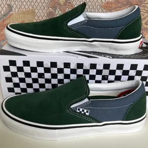 Vans Mens Skate Slip-OnMountain ViewVN0A5FCABD6Sneakers