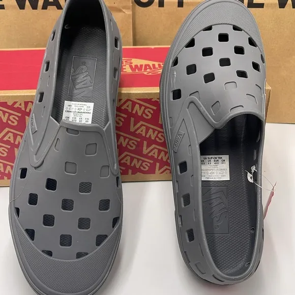 Vans Men’s Slip-On Trk PewterVNA5HF8PWTSneakers