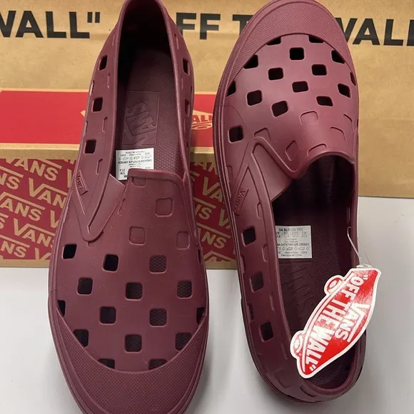 Vans Men’s Slip-On Trk Tawny Port VN0A5HF8TWPSneakers