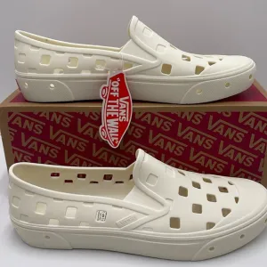 Vans Men’s Slip-On TrkMarshmallowVN0A5HF8FS8Sneakers