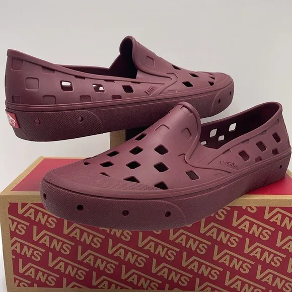 Vans Men’s Slip-On TrkTawny PortVN0A5HF8TWPSneakers