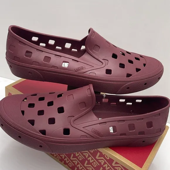 Vans Men’s Slip-On TrkTawny PortVN0A5HF8TWPSneakers