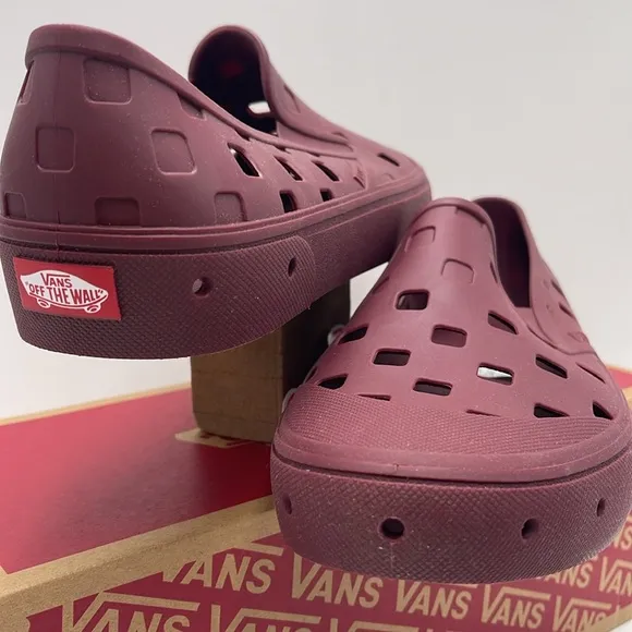 Vans Men’s Slip-On TrkTawny PortVN0A5HF8TWPSneakers