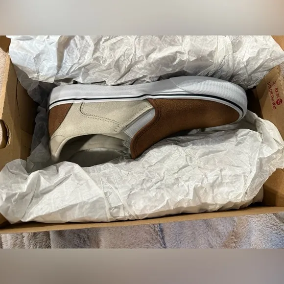 [Vans] NWT Asher Deluxe Retro S/C Dachshund