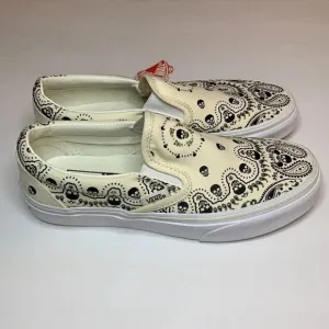 VANS off the wall Skull Print Shoes Classic Slip On Youth 4 New
