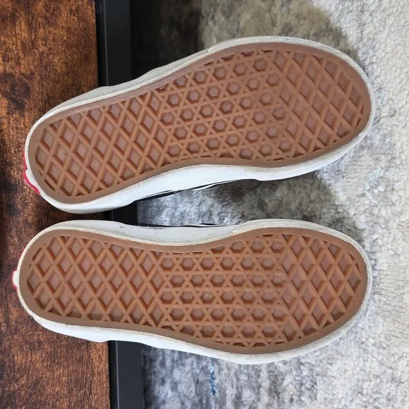 VANS off the Wall Toddler Size 12 Canvas Saved By The Bell Slip On Sneaker