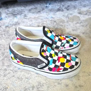 VANS off the Wall Toddler Size 12 Canvas Saved By The Bell Slip On Sneaker