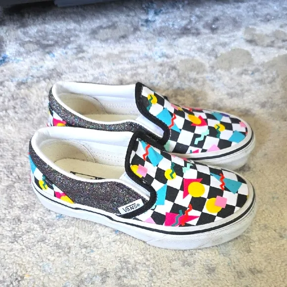 VANS off the Wall Toddler Size 12 Canvas Saved By The Bell Slip On Sneaker