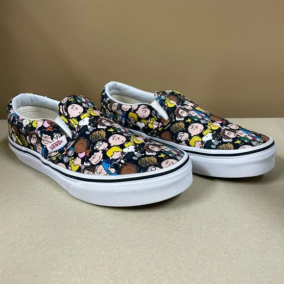 Vans Peanuts Classic Sneakers Boys 1 Girls The Gang Slip-Ons Skate Shoes Snoopy