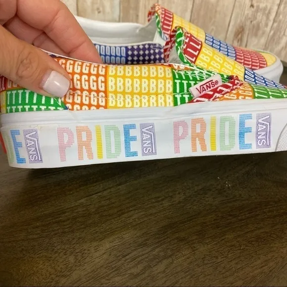Vans Pride Classic Slip On LGBTQ Canvas Sneaker Size 9 Men