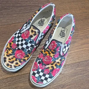 VANS ROSE CHECKER BOARD LEOPARD PRINT SLIP ONS MENS SIZE 13.   #6848