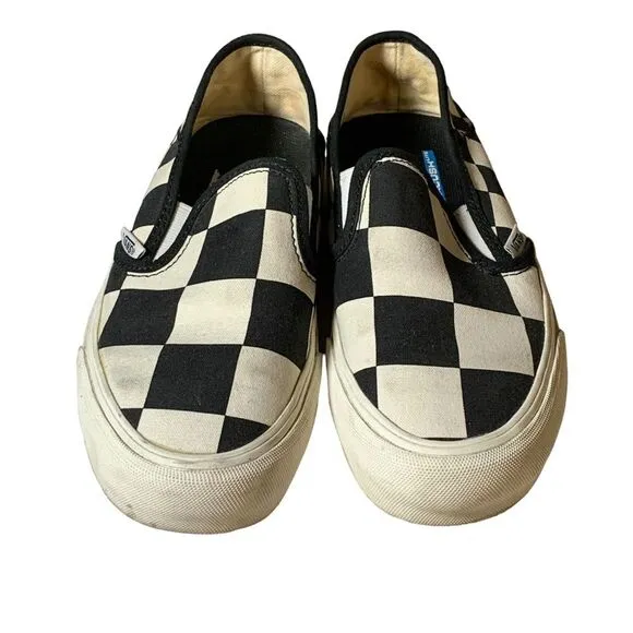 VANS The U SLIP-ON SF MEGA CHECK in Black and White