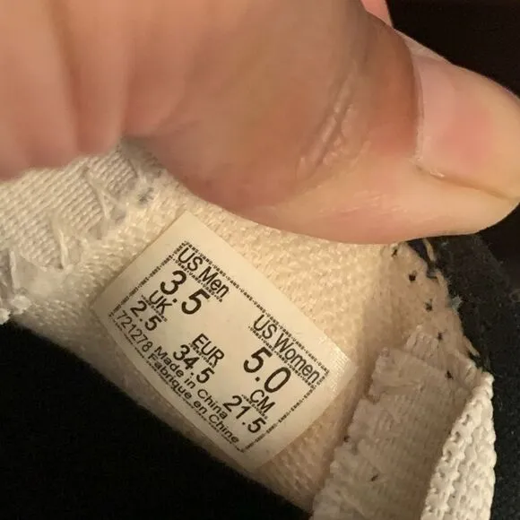 VANS The U SLIP-ON SF MEGA CHECK in Black and White