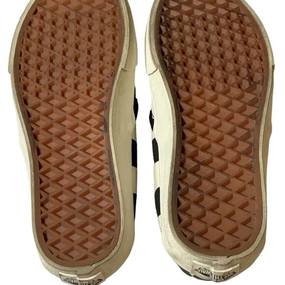 VANS The U SLIP-ON SF MEGA CHECK in Black and White