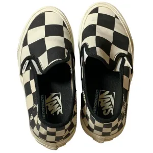 VANS The U SLIP-ON SF MEGA CHECK in Black and White