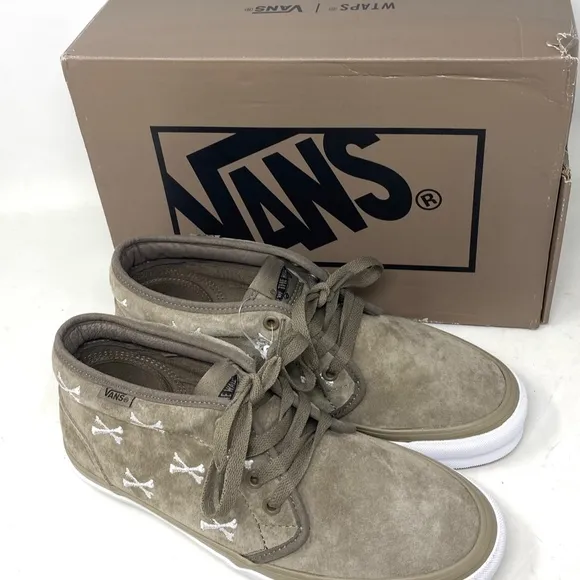 VANS Vault Chukka LX Sneakers Mid Suede Women's Bones Coyote Shoes VN0A4U3GBMD