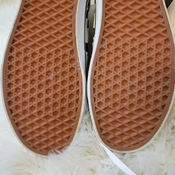 Vans White  Suede, Checkerboard  Hi Tops Sneakers For Men Size 11