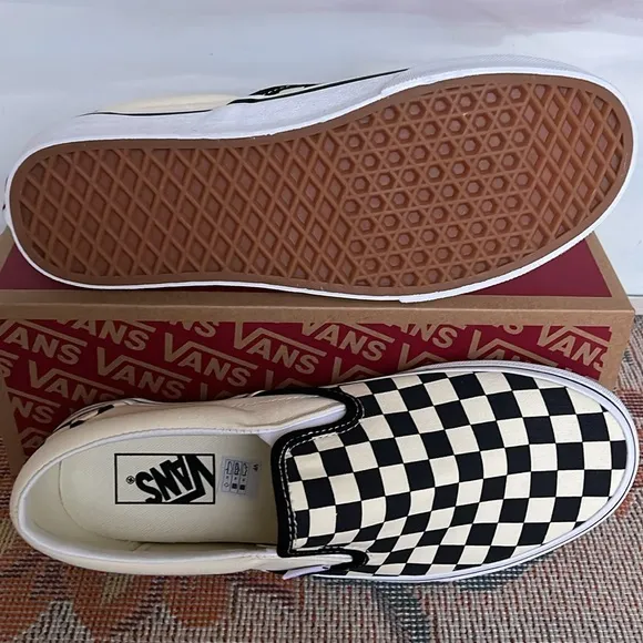 Vans WMNS Classic Slip-OnBIk&amp;Whtchckerboard/WhtVN000EYEBWWSneakers