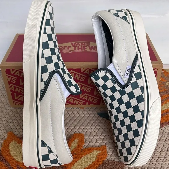 Vans WMNS Classic Slip-OnCheckerboard Green/True White VN000BVZBGNSneakers