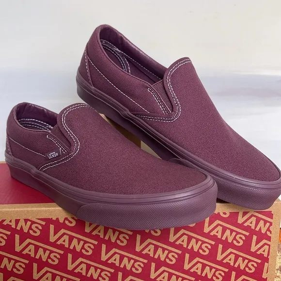 Vans WMNS Classic Slip-OnPastel Mono Plum WineVN000CT5CHISneakers