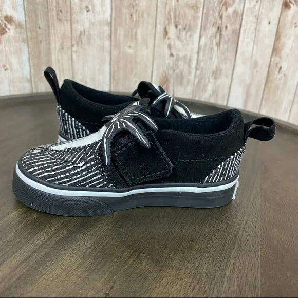 Vans x Disney the Nightmare Before Christmas Slip on V Sneaker Size 5.5 Toddler