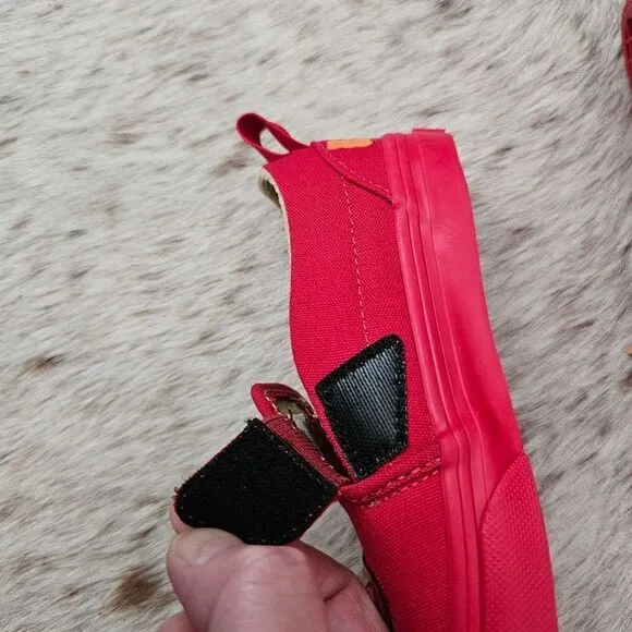 VANS x Haribo Gummy Bear Hook and Loop Slip-On Sneaker Toddler Kids Size 8.5 NEW