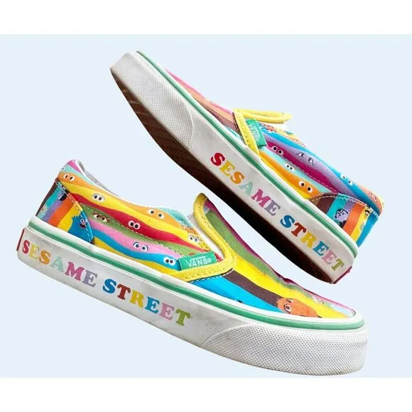 VANS x Sesame Street Youth Kids Slip On Canvas Sneakers Size 1