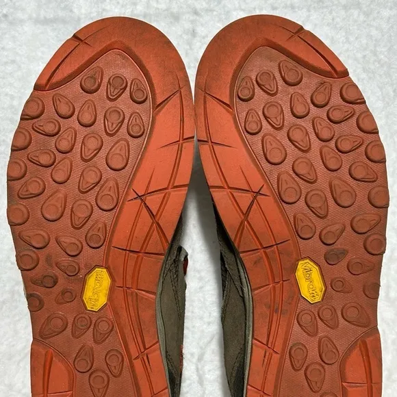 Vasque Mens Brown Grand Traverse Vibram Sole Hiking Sneakers Shoes SZ US 8 M