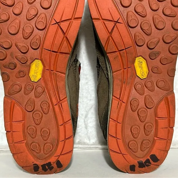 Vasque Mens Brown Grand Traverse Vibram Sole Hiking Sneakers Shoes SZ US 8 M