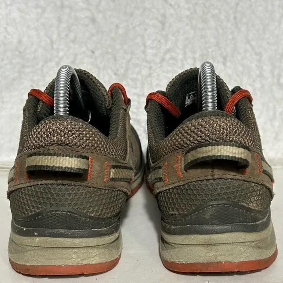 Vasque Mens Brown Grand Traverse Vibram Sole Hiking Sneakers Shoes SZ US 8 M