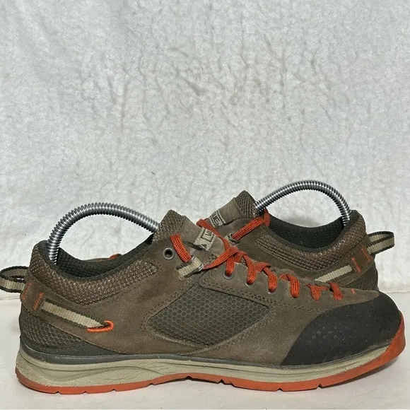 Vasque Mens Brown Grand Traverse Vibram Sole Hiking Sneakers Shoes SZ US 8 M