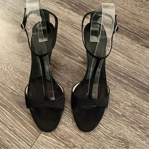 Vera Wang heels