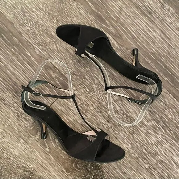 Vera Wang heels