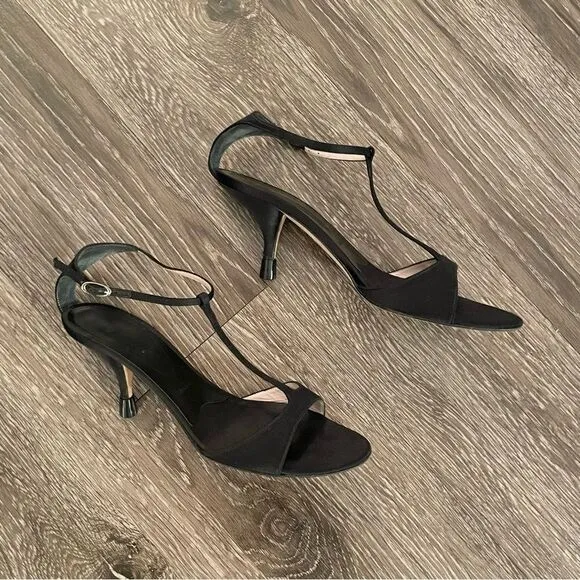 Vera Wang heels